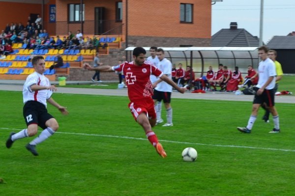 Як «Волинь» грала з сільською командою. ФОТО