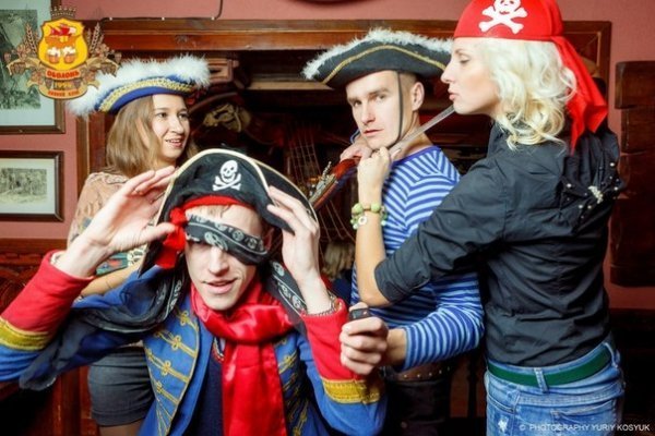 Піратська вечірка в луцькому клубі. ФОТО. ВІДЕО