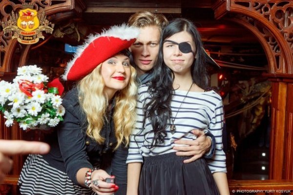 Піратська вечірка в луцькому клубі. ФОТО. ВІДЕО