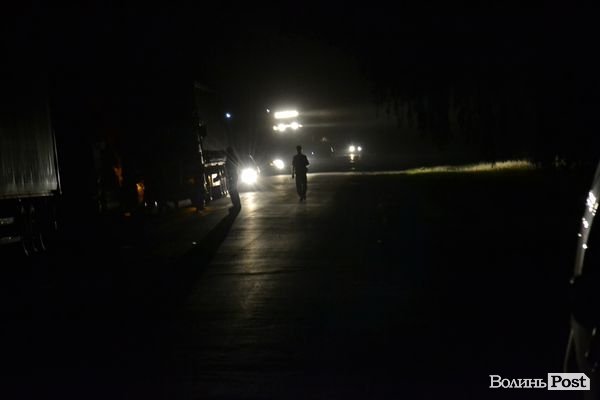 На Волині продовжують нічну «блокаду» міжнародної траси. ФОТО. ВІДЕО