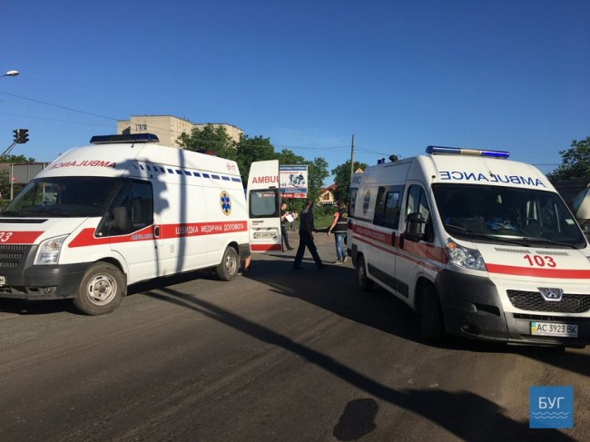 На Волині зіткнулися легковик та вантажівка, є потерпілі. ФОТО. ВІДЕО