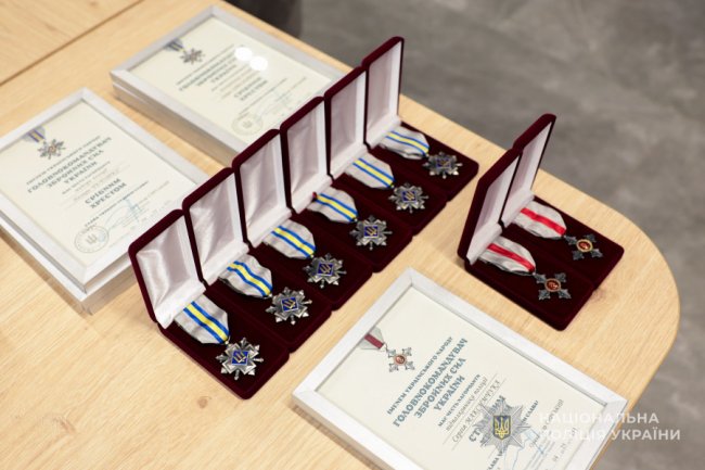 Волинські поліцейські отримали відзнаки від Головнокомандувача ЗСУ 