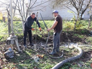 У волинському місті встановлюють ручні водорозбірні колонки. ФОТО