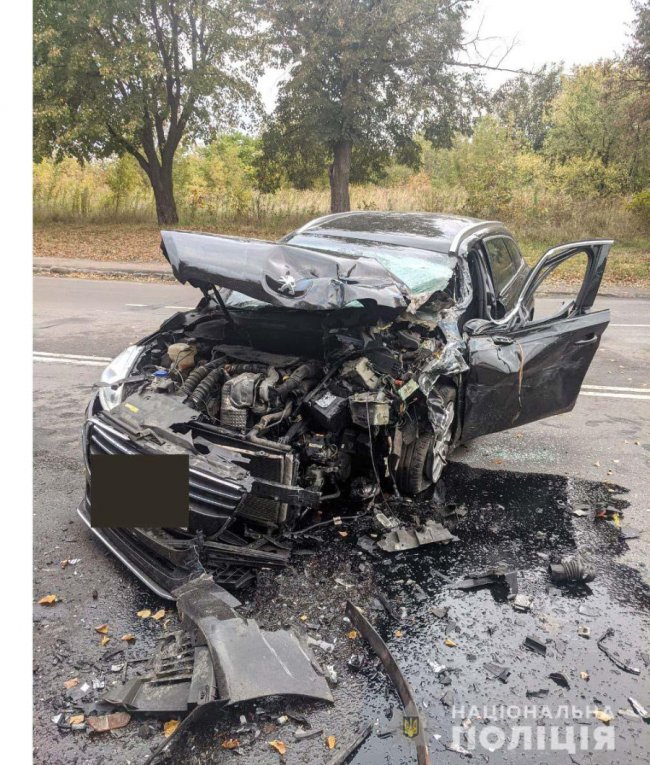 В маршрутку «Луцьк-Зарічне» врізався легковик: травмувалося троє людей. ФОТО