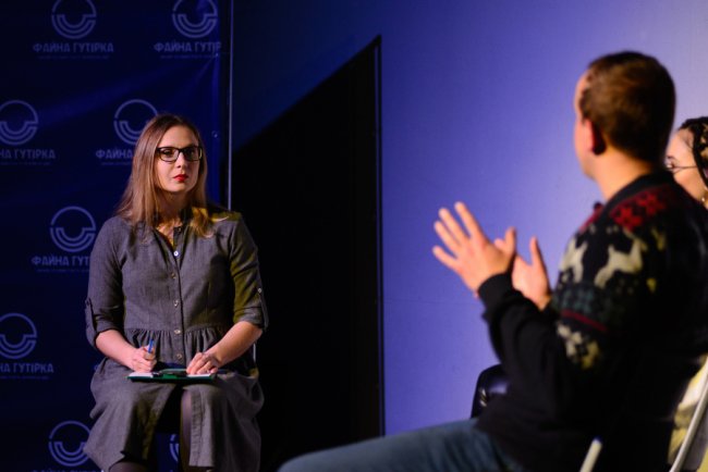 У Луцьку на «Файній гутірці» розмовляли про фейкові новини та медіакультуру під час кризи. ФОТО