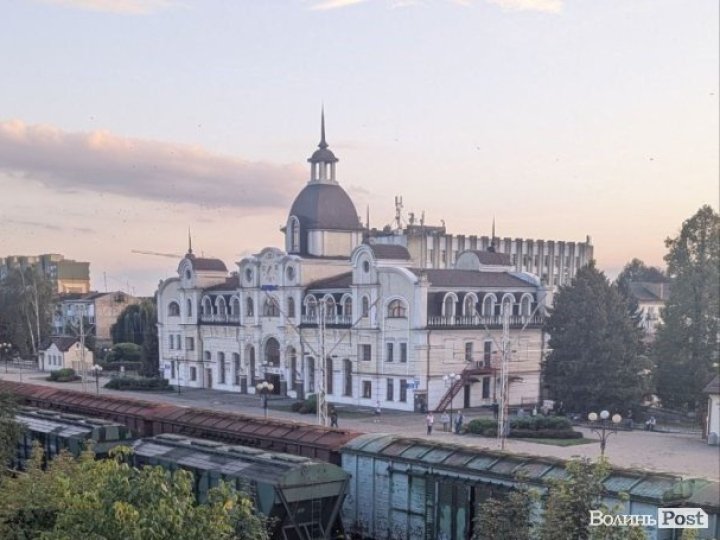 Сонячно і без опадів: на Волині повітря максимально прогріється до 26-28° тепла