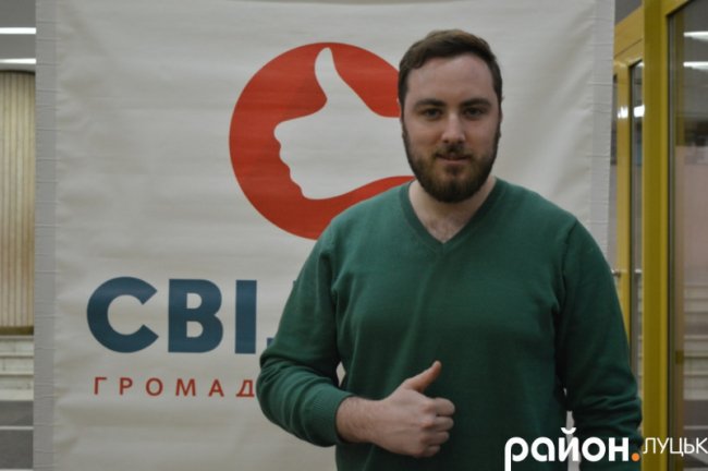 Луцьким пенсіонерам безкоштовно показали виставу Івана Котляревського. ФОТО