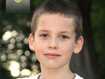 Мріє стати лікарем: просять привітати хлопчика, у якого тато  загинув під Іловайськом