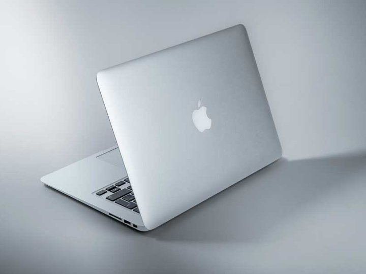 Відключення світла восени 2026: чому попит на MacBook Pro зростає перед новим сезоном блекаутів