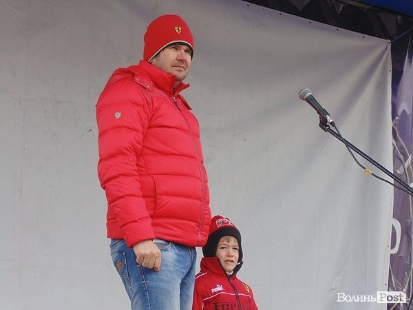 Антивоєнне віче у Луцьку. ФОТО