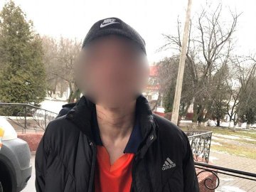 «Від безвихідної ситуації»: у Луцьку молодий чоловік намагався вкоротити собі віку. ФОТО