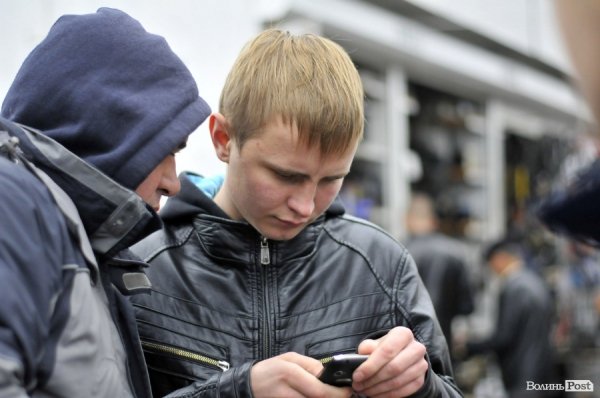 Завокзальний ринок. БУДНІ МІСТА