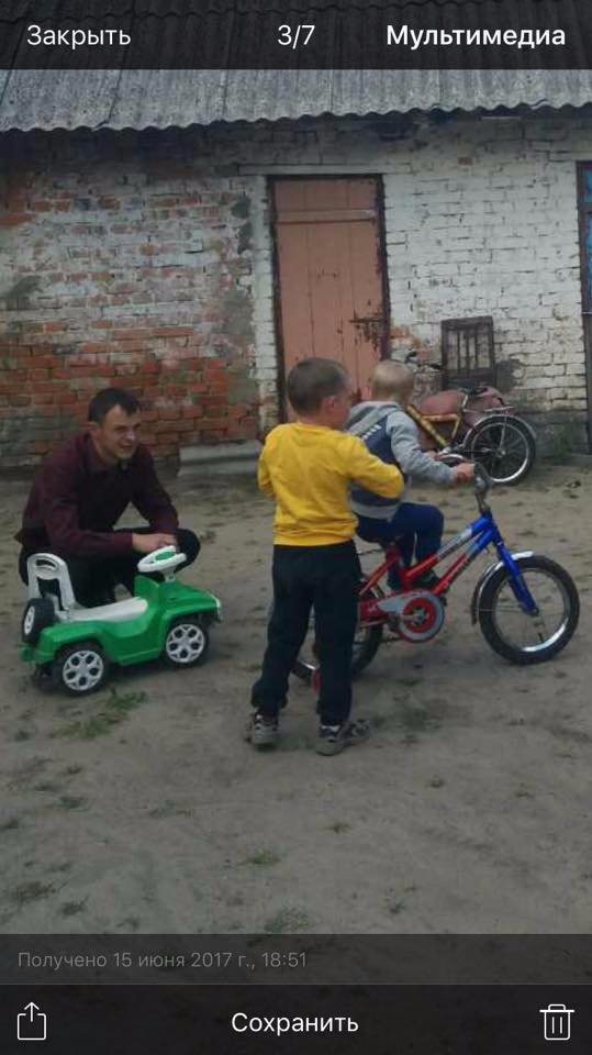 Дітям волинського Героя подарували велосипеди