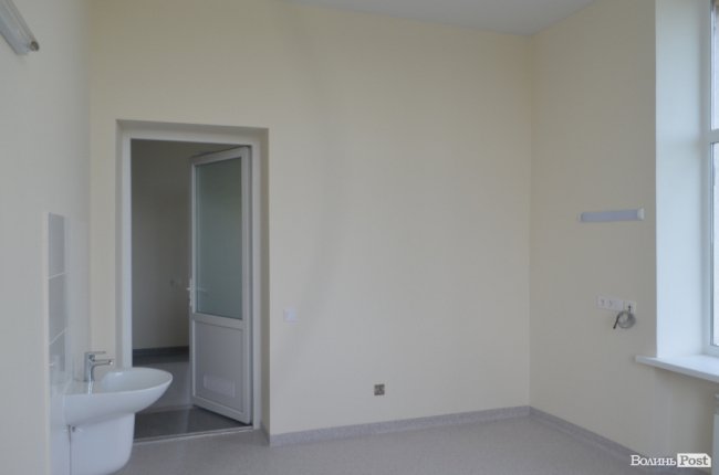 Чисто, світло, комфортно: якою буде інфекційна лікарня після ремонту. ФОТО