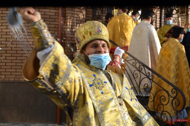 У Луцьку освятили університетський храм Святої Софії. ФОТО