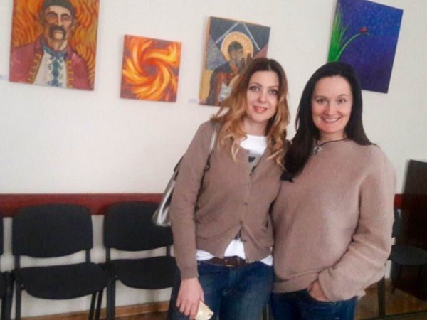 Луцькі депутати і бізнесмени розкупили картини задля благодійності