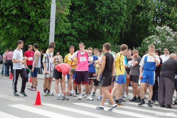 Естафету до Дня Перемоги виграли студенти «України»