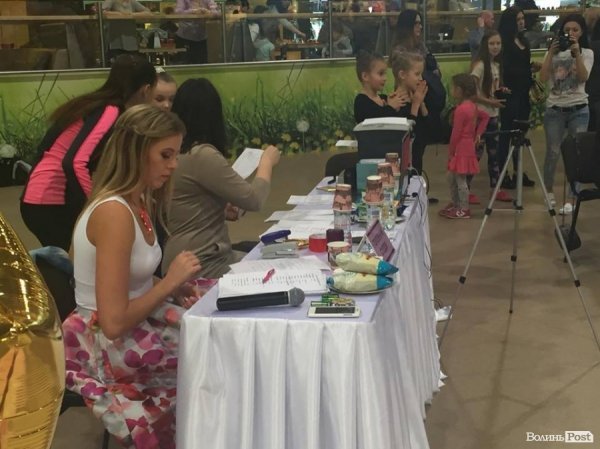 У Луцьку обрали принцесу гімнастики. ФОТО. ВІДЕО