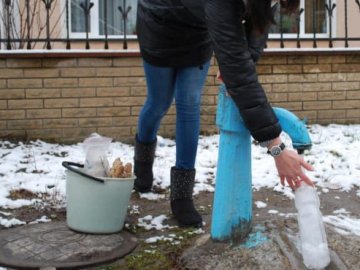 На Волині невідомі вкрали водозабірну колонку