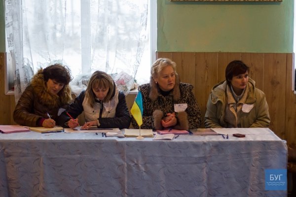 Вибори в Павлівці: журналісти заявили про маніпуляції