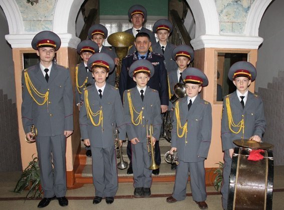 Головний міліціонер Волині побував у ролі Миколая. ФОТО