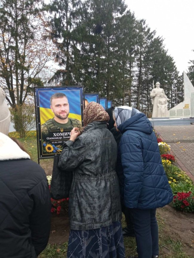 «За кожним іменем – людський подвиг»: у селі на Волині відкрили Алею Героїв. ФОТО. ВІДЕО