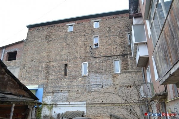 «За стінами» луцької вулиці Лесі Українки. ФОТО