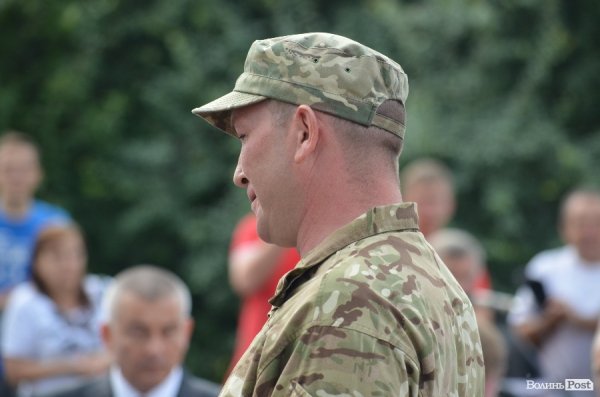 У Луцьку Яценюк нагородив бійців батальйону «Світязь». ФОТО