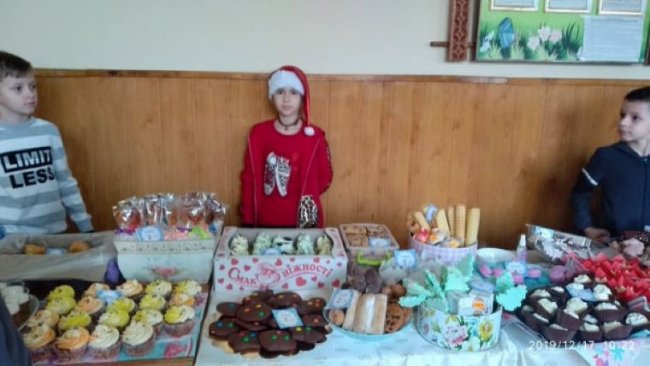 У Володимирі-Волинському школярі зібрали майже 10 тисяч на благодійність