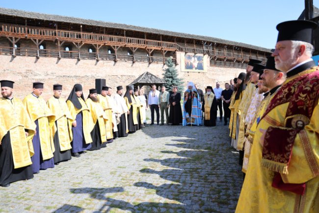 У Луцьку в День державності молилися за Україну