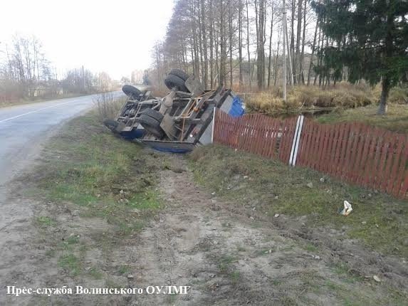 Гонка-переслідування на Волині завершилася аварією. ФОТО