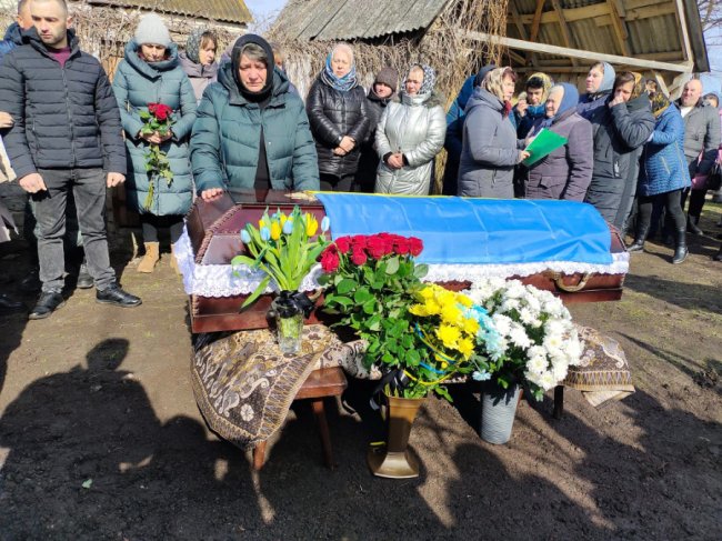 На Волині попрощалися із загиблим Героєм Олександром Грисюком. ФОТО