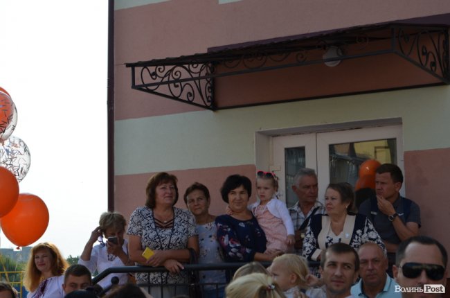 Під гаслом «Вперше»: луцька школа №27 відкрила свої двері. ФОТОРЕПОРТАЖ