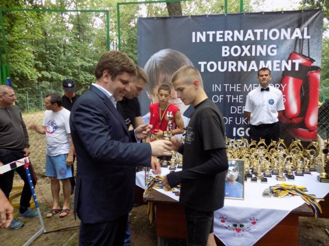 У Любешові відбувся боксерський турнір, присвячений пам'яті Ігоря Єремєєва. ФОТО. ВІДЕО