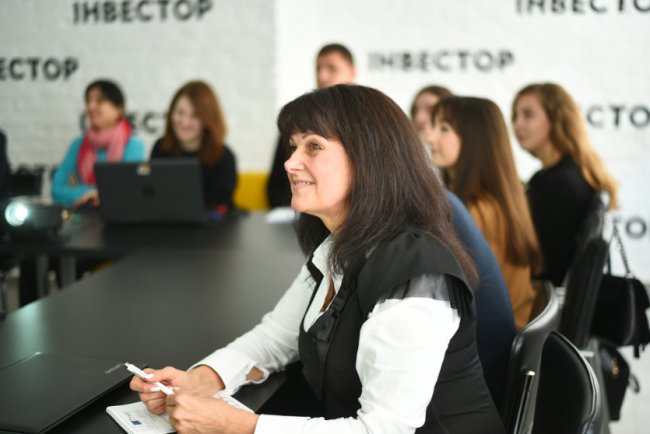 Волинські студенти поєднуватимуть навчання та роботу в компанії «Інвестор»*