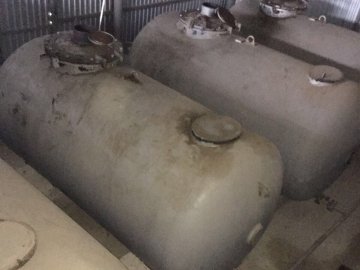 На Волині припинили діяльність незаконної заправки. ФОТО