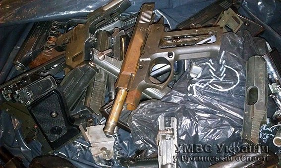 На Волині знищили ареснал зброї. ФОТО