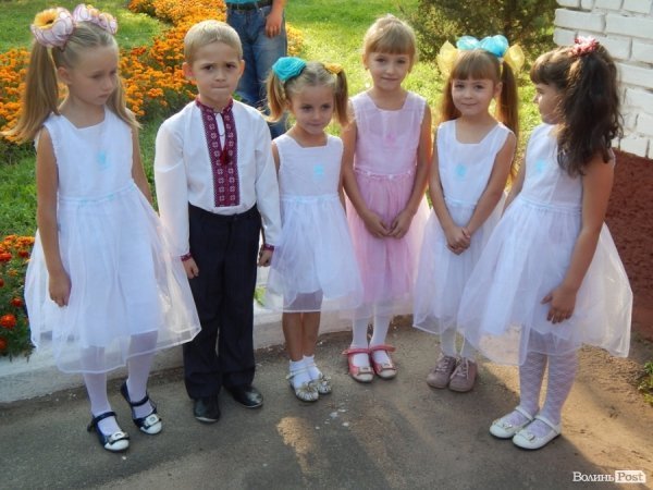 У луцькому садочку з’явився новий дитячий майданчик. ФОТО*