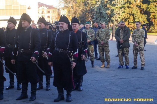 У Луцьку вшанували пам'ять про загиблих у війні на Сході України. ФОТО