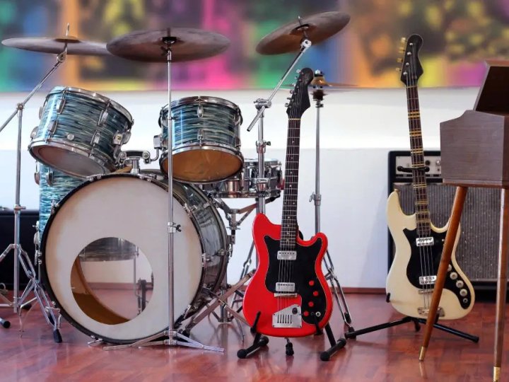 Як новачку вибрати свій перший музичний інструмент: досвід, поради та типові помилки