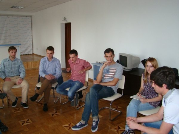 У Луцьку молодь шукала «рецепт успіху». ФОТО