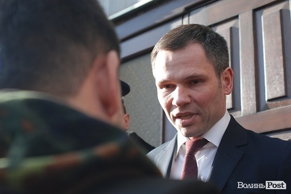 У Луцьку «Правий сектор» пікетує прокуратуру. ФОТО