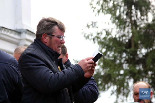 У селі на Волині віряни воюють за храм. ФОТО