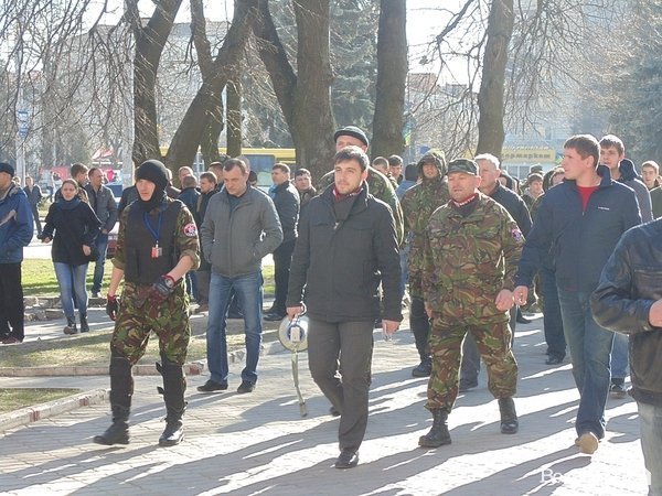 Пікет міліції в Луцьку. ФОТО. ВІДЕО