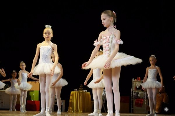 У Луцьку невиліковно хворим діткам допомагав «Олє Лукойє». ФОТО