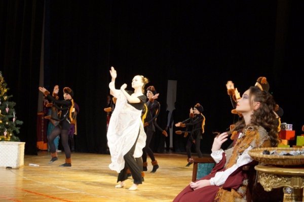 У Луцьку невиліковно хворим діткам допомагав «Олє Лукойє». ФОТО