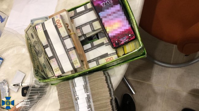 Вкрадені мільйони ховали у холодильнику: керівників «Укрзалізниці» викрили на корупційній схемі. ФОТО