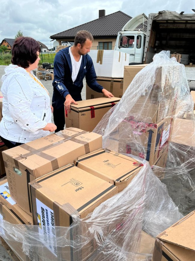 Громада на Волині отримала допомогу з Румунії. ФОТО