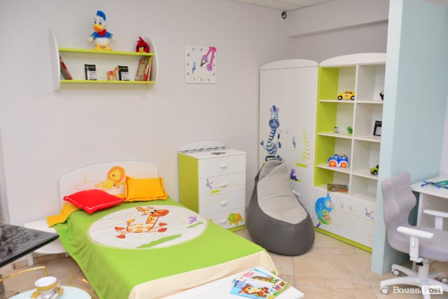 Унікальний інтер'єр «під ключ»: у Луцьку відкрили новий салон меблів. ФОТО*