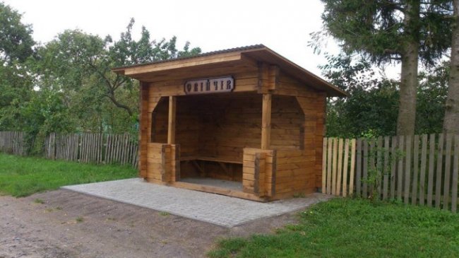 На Волині  поставили три еко-зупинки